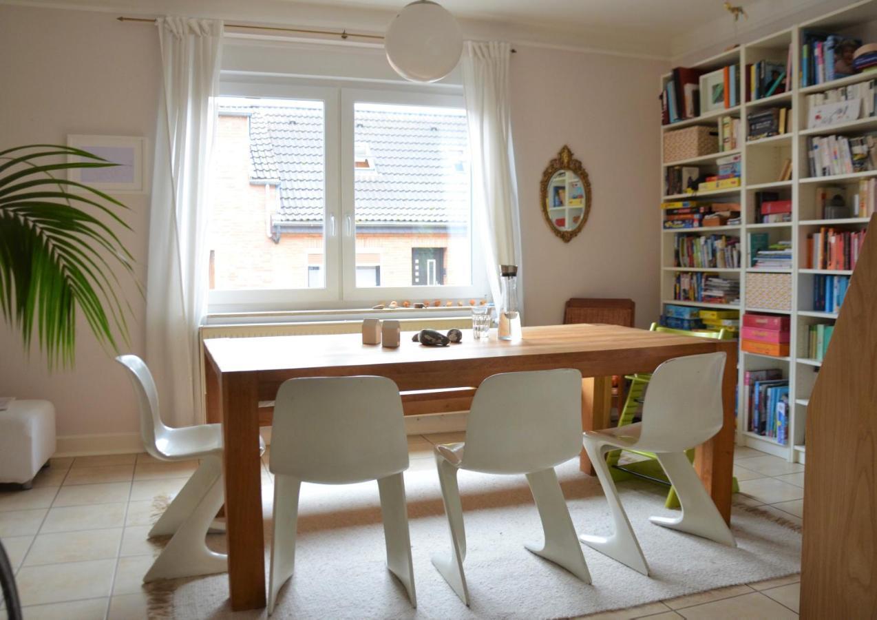 Gaestezimmer Mit Garten In Fischeln เครเฟลด์ ภายนอก รูปภาพ