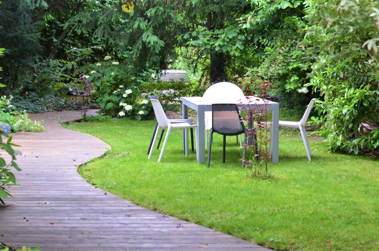 Gaestezimmer Mit Garten In Fischeln เครเฟลด์ ภายนอก รูปภาพ